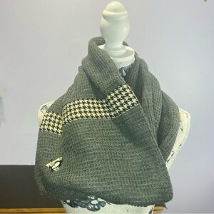 NWT The Honour Society Pittsburgh Penguins Infinity Scarf